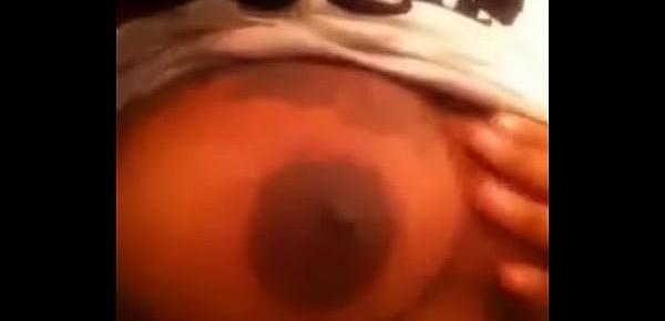  Alondra Plays With Her Nipple